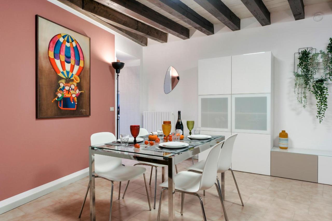 Iseo Portelle Holiday With Private Parking And Bike Storage Extérieur photo