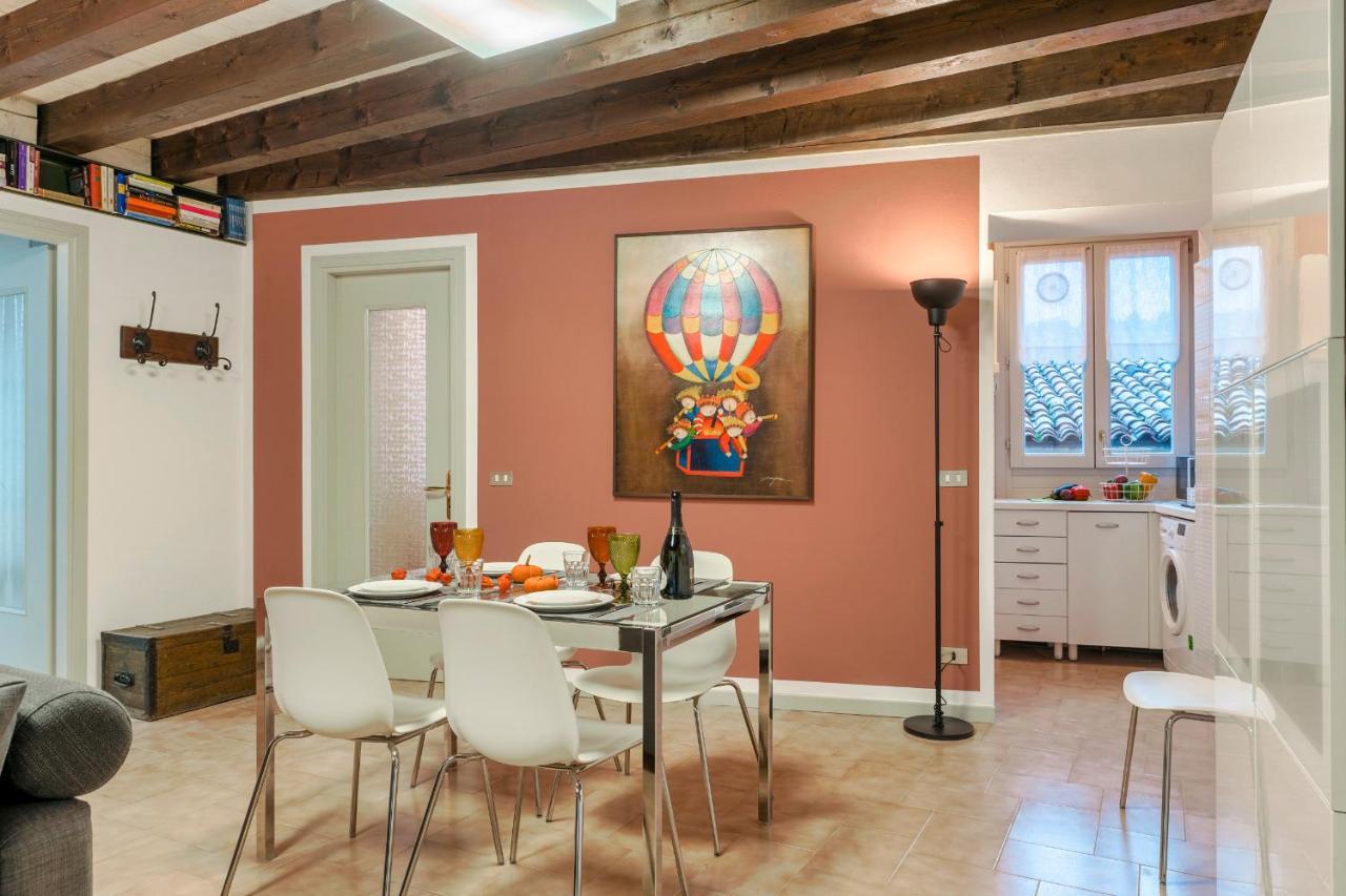 Iseo Portelle Holiday With Private Parking And Bike Storage Extérieur photo