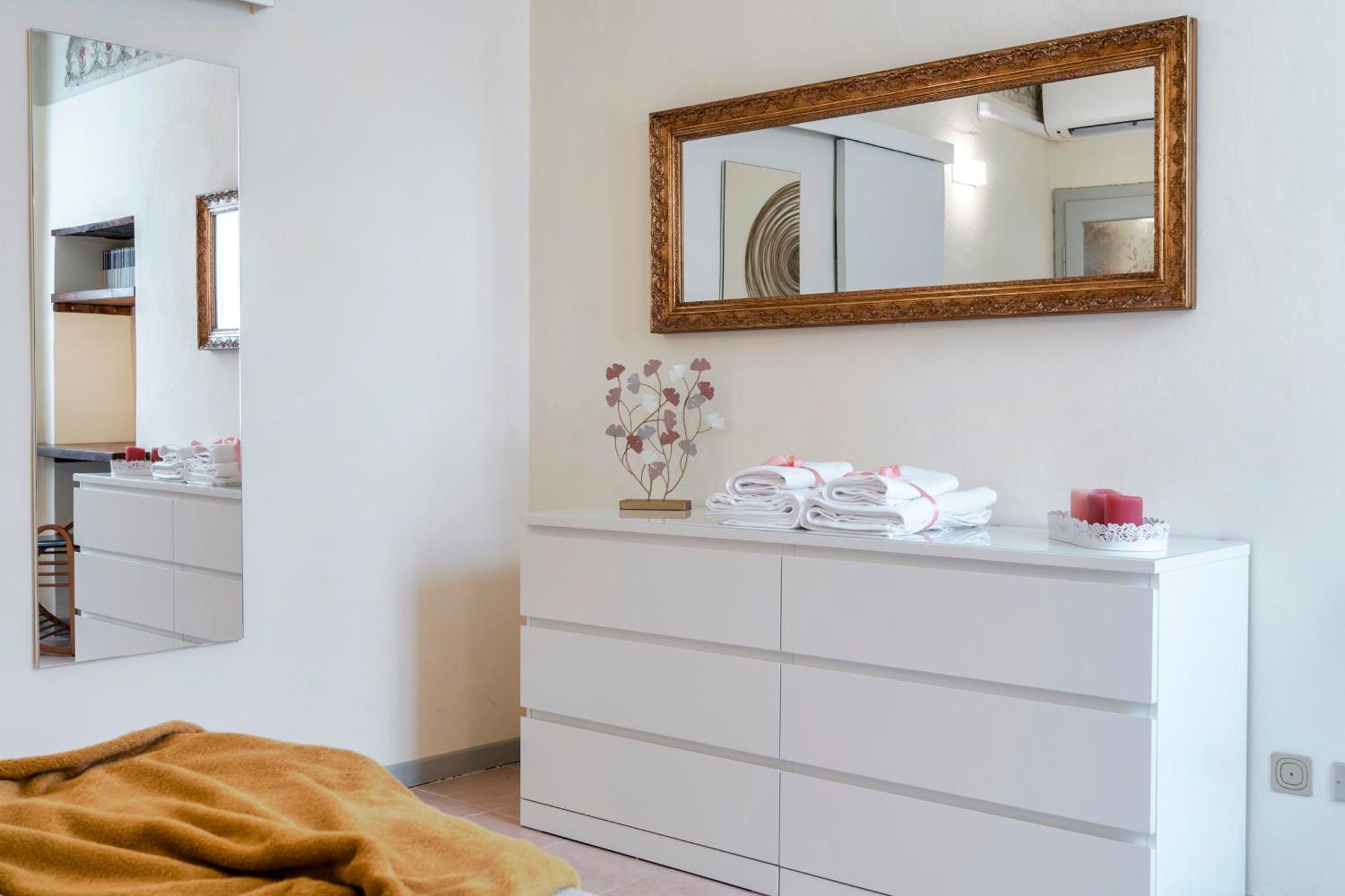 Iseo Portelle Holiday With Private Parking And Bike Storage Extérieur photo